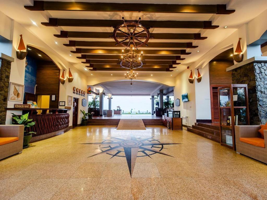 Ngwe Saung Yacht Club & Resort Ngwesaung Exterior photo
